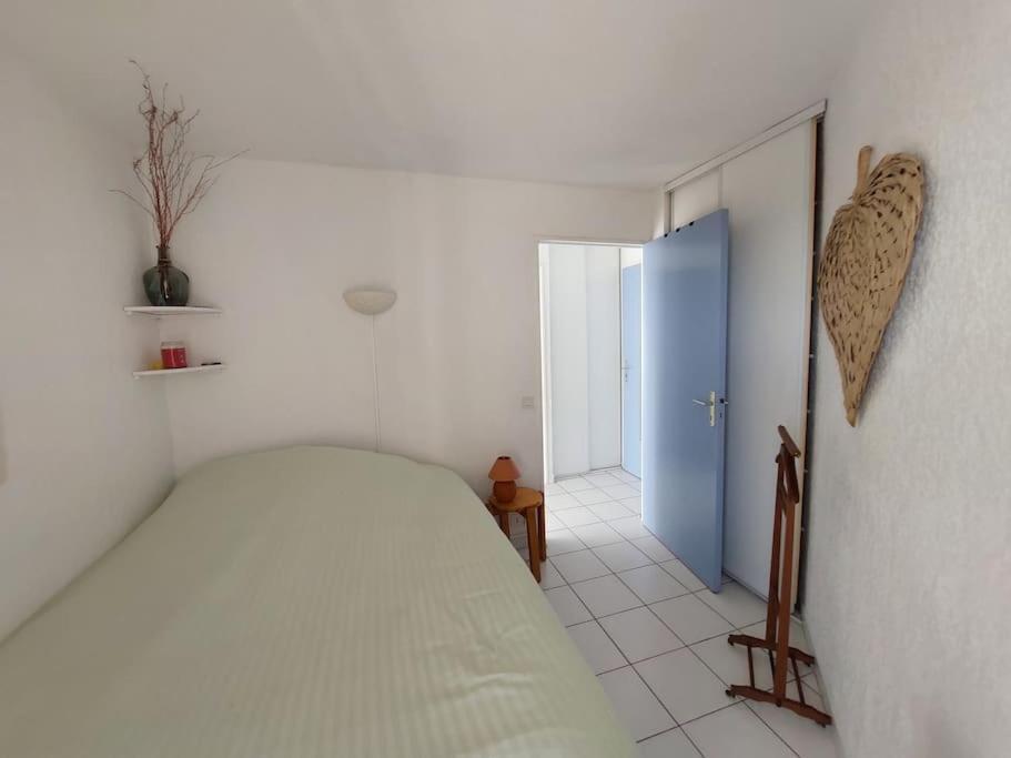 Cosy Appartement Les Pieds Dans Le Sable 르발카레스 외부 사진